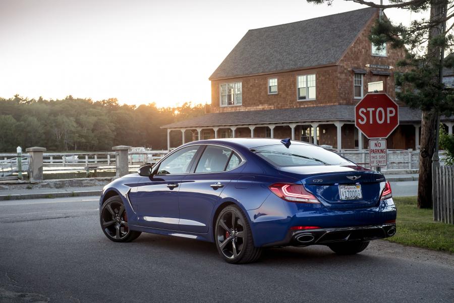  Genesis G70 3.3T 2018 года  (NA) (фото 40 из 42)